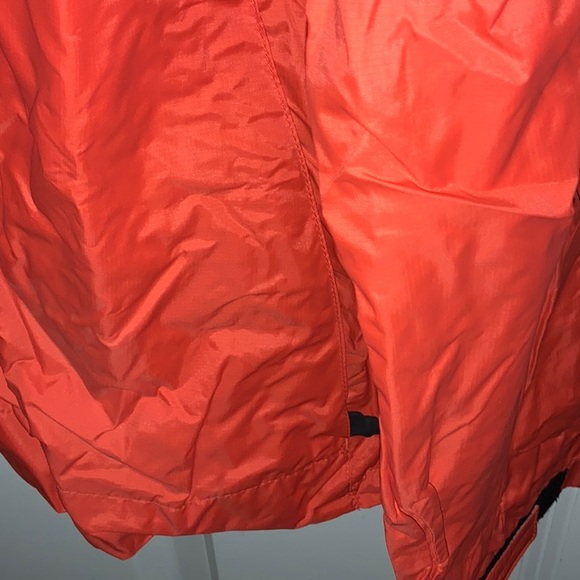 NWT! Gap Men’s Packable Water Resistant Jacket. Orange XL. Full Zip - Picture 4 of 7